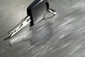 Gira la llave a la posición "bloqueo".