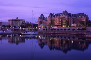 Hotel Fairmont Empress y el Puerto Interior, Victoria. B.C.
