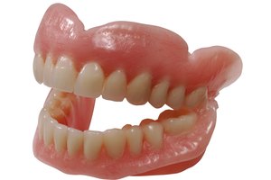 Los dolores de dientes no sólo se producen cuando se tiene problemas en ellos.