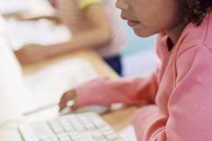 Los navegadores web, como Internet Explorer, permiten conexiones a sitios web.