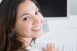 Los distintos programas de grabación de Nero hacen que sea fácil para ti grabar cualquier tipo de medios de cualquier formato de archivo, siempre y cuando tengas los componentes correctos.