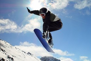 El snowboarding puede causar dolor muscular si no estás acostumbrado al ejercicio vigoroso.