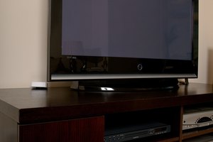 Cómo conectar un adaptador USB inalámbrico para un LED TV de Samsung.