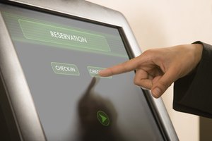 Prueba la cantidad disponible de puntos de entrada en la pantalla táctil mediante la colocación de varios dedos en la pantalla.