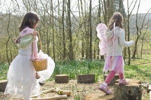 Enseñar a tu hijo acerca de los anillos de árboles podría fomentar un interés por la naturaleza.