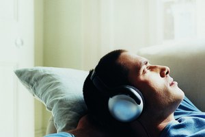 Las EMF son ondas en el aire que transmiten información, datos, y señales.