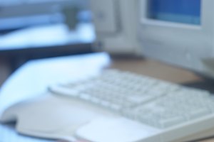 El error R6002 se produce debido a fallos y problemas en un programa que se está intentando ejecutar.