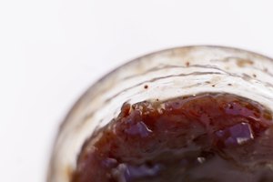 Los strudels para tostar están rellenos de una gran variedad de mermeladas de bayas.