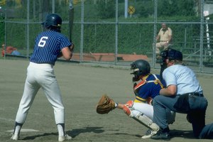 Jugar deportes organizados ayuda a los jóvenes a manejar su tiempo con éxito.