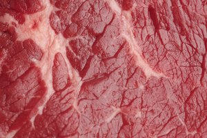Haz rebanadas de carne de no más de 1/4 de pulgada (0,6 cm) de espesor.