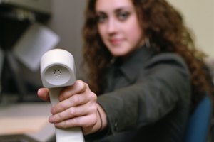 El sistema del teléfono Alcatel Lucent hace que sea fácil para que puedas transferir llamadas.