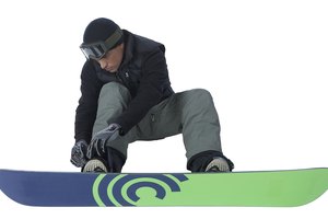 Los herrajes a base de correas son casi siempre preferidos sobre los de clips a presión.
