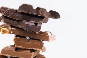 Una alergia al chocolate puede de hecho ser una reacción a alguno de los ingredientes además del cacao.