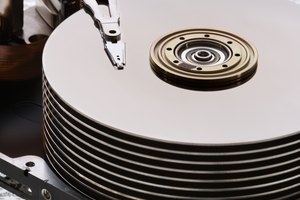 Puedes utilizar el software de empalme para colocar Chrome en cualquier unidad de disco duro que desees.