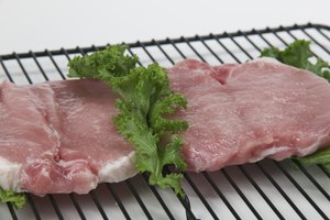 Las chuletas mariposa son gruesas, jugosas y no tienen huesos.
