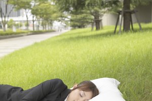El uso a largo plazo de la cafeína puede causar insomnio.