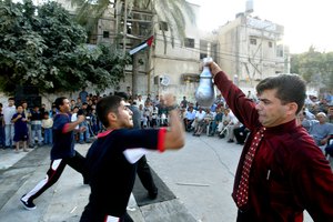 El wing chun se ha vuelto popular entre los hombres y las mujeres por su efectividad y por el énfasis en la técnica sobre el tamaño y la fuerza.