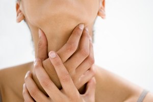 Si tienes laringitis, es posible que no te sientas bien para tu rutina normal de ejercicios.