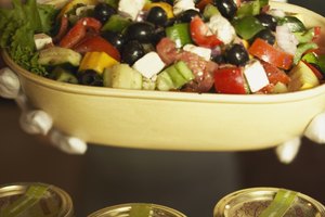 Come muchas ensaladas con aceitunas añadidas.