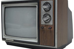 Contacta a una compañía local de reciclado para ayudarte a reciclar tu TV.