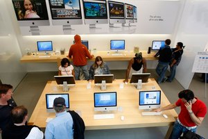 Puedes organizar las fotos en álbumes en tu Mac.