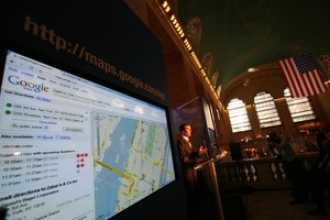 Google Maps incluye el servicio Latitude para compartir ubicaciones.