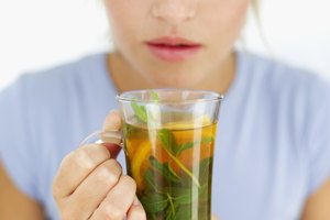 Cuando tengas hambre, recurre a las infusiones para no abandonar la dieta.