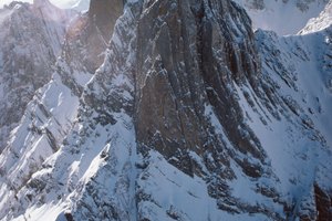 El pico nevado Bolivar, es el más alto del mundo ya que supera los 16,500 pies.