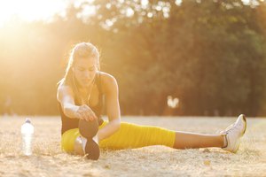 Realiza estiramientos de tu ligamento inguinal.
