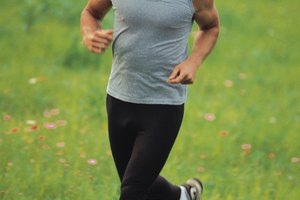 La carrera de sendero intensifica tu entrenamiento muscular.