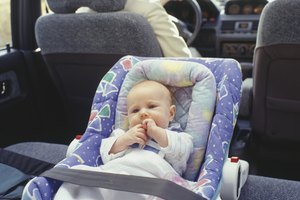 Las sillas vueltas hacia atrás reducen hasta en un 75 por ciento el riesgo de un accidente.