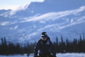 Mantén tus dedos calientes este invierno con guantes de ciclista bien diseñados.