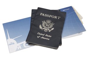 Asegúrate de tener un pasaporte válido y una visa.