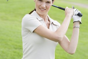 A veces puedes dejar los movimientos de lado y cambiar tu equipo para mejorar tu juego de golf.