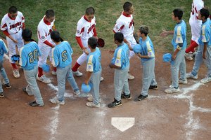 Al practicar deportes se puede aprender sobre el espíritu deportivo y el respeto por tu oponente
