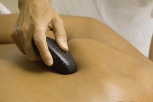El calor infrarrojo lejano es emitido por los rodillos de jade, que se programan para detener, presionar, girar y masajear tu cuerpo.