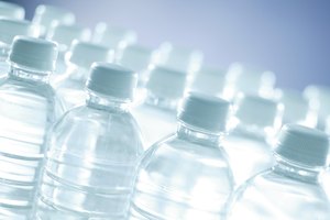 Beber agua Dasani te puede ayudar a obtener suficientes fluidos para mantenerte hidratado.