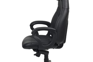 Una silla de escritorio nueva puede mejorar tu flujo de trabajo.