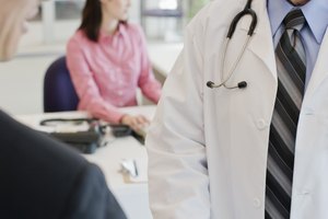 Consulta a un médico antes de comenzar cualquier rutina de entrenamiento.