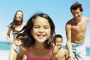 Los niños pueden encontrar mucho entretenimiento fuera de la playa en el condado de St. Lucie.