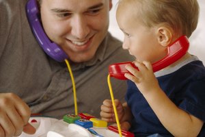 El comportamiento de los niños pequeños en público refleja lo que el niño aprende en casa.