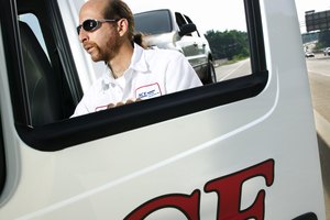 Cualquier persona puede tener un anuncio en un coche e incluso ser pagada por ello.
