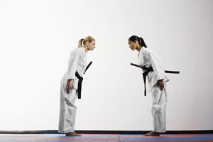 La esgrima japonesa, también conocida como kenjutsu, es el arte marcial de los antiguos samurai.