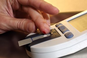Es importante que los pacientes diabéticos controlen su nivel de glucosa en sangre.