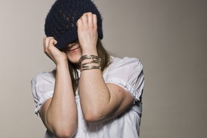 La ropa apretada y tu teléfono móvil pueden contribuir al molesto acné