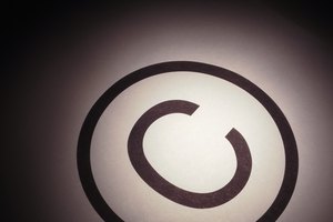 La descarga ilegal de material con derechos de autor es el mayor problema que rodea el uso de bit torrents.