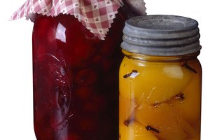 Sumergir a las frutas en vinagre evitará que se vuelvan de color marrón.