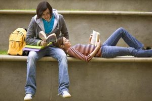 Creatas Images/Creatas/Getty Images Learning how to juggle a social life and academic commitments can be difficult for college students.
