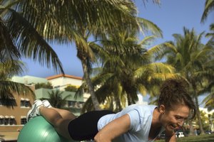 Realiza una rutina de entrenamiento en tu próxima caminata.