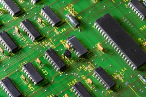 Añadir memoria a tu computadora puede mejorar mucho su rendimiento.